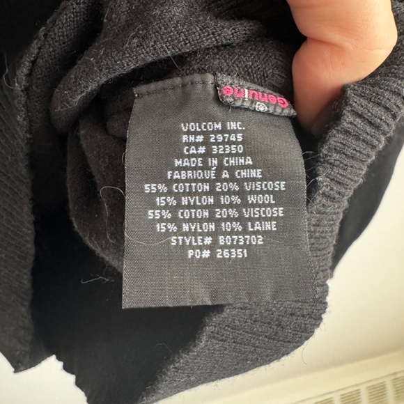 VOLCOM Classic Crewneck Sweater - size L - Picture 7 of 7